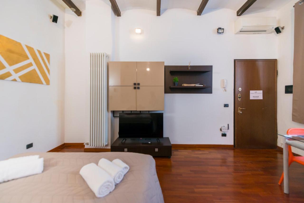 Loft Centrale - Porta Venezia - M3 Repubblica Milan Luaran gambar